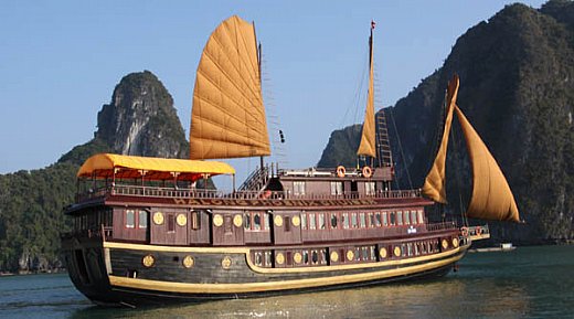 Halong Phoenix cruise